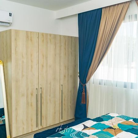 Luxury 2 Bedroom Apartment With Huge Balcony , Pool, Gym At Tribute House Accra Exterior photo